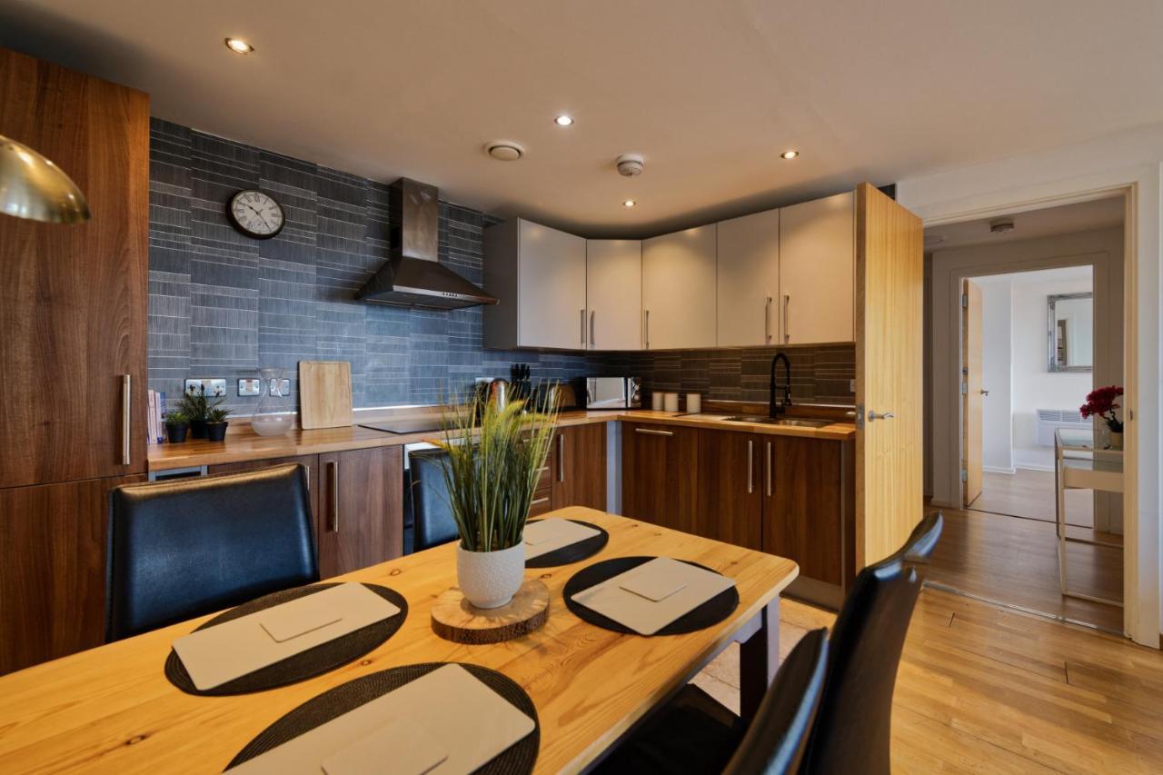 Sidemersey Livings- Convenient 1-Bedroom Flat With A View, Central Liverpool Exterior foto